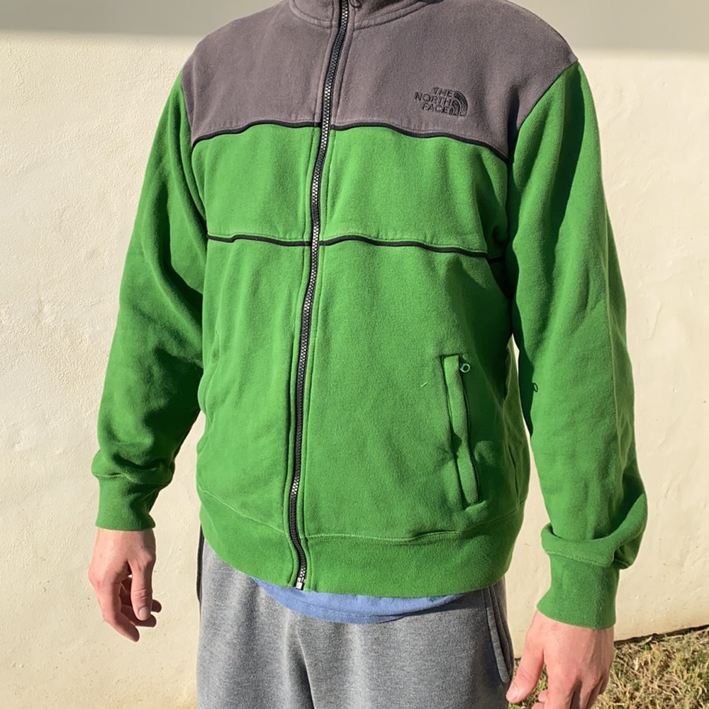 Vintage North Face-Men’s Lg.-Full Zip-Sweatshirt-Green with Gray Collar EUC